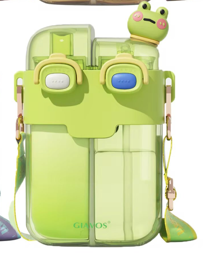 LITTLE HUGS CARTOON WATER BOTTLE (650ML)